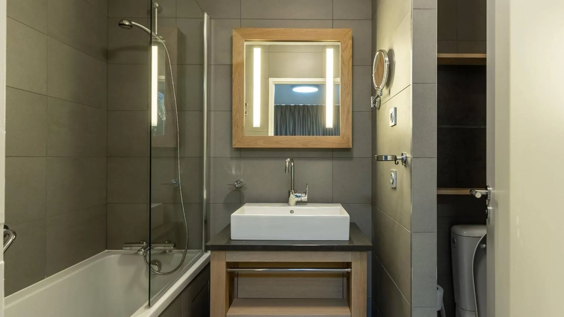 Apartment Duplex Moderne 3 Chambres - Balcon, Piscine, Spa, Ski Aux Pieds - Fr-1-352-57 Les Arcs