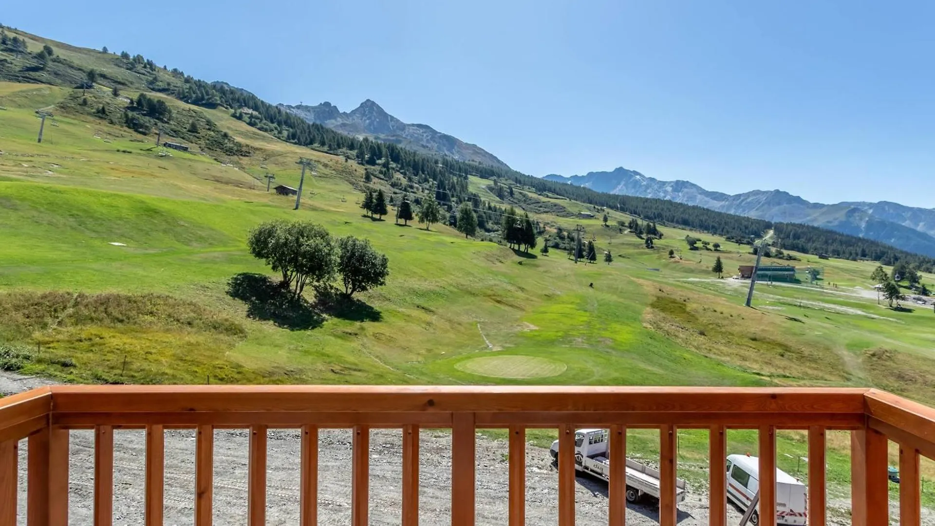 Apartment Duplex Moderne 3 Chambres - Balcon, Piscine, Spa, Ski Aux Pieds - Fr-1-352-57 Les Arcs  France