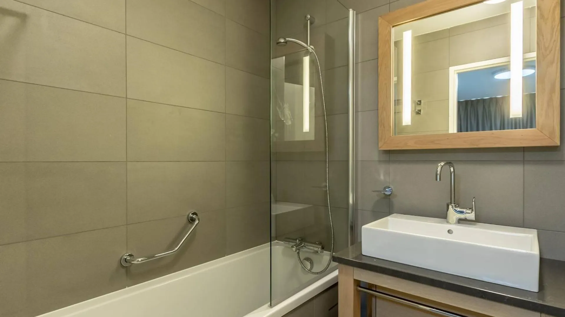 Duplex Moderne 3 Chambres - Balcon, Piscine, Spa, Ski Aux Pieds - Fr-1-352-57 Les Arcs  0*, Les Arcs (Savoie)
